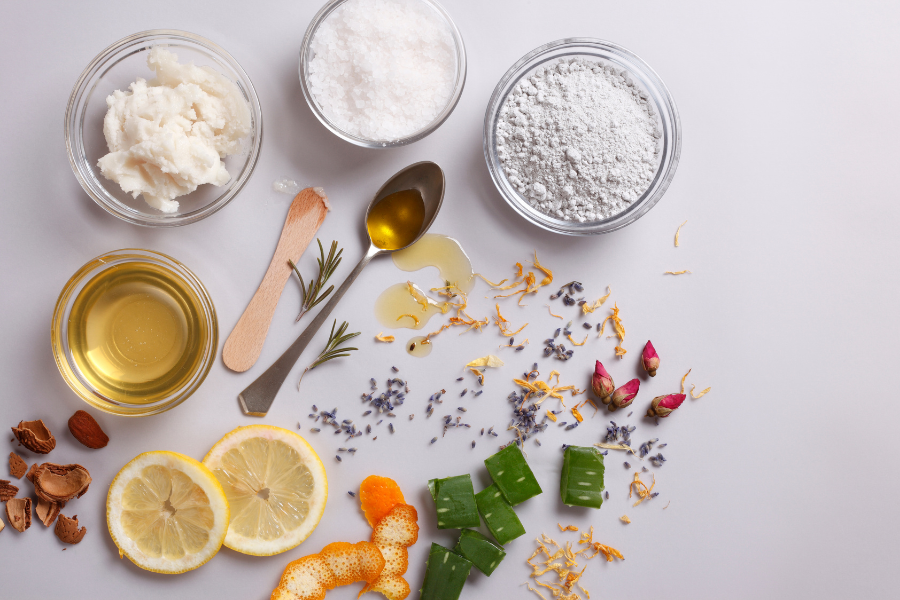 ¿Qué hay realmente dentro de tu maquillaje? Guía de ingredientes: INCI buenos y malos